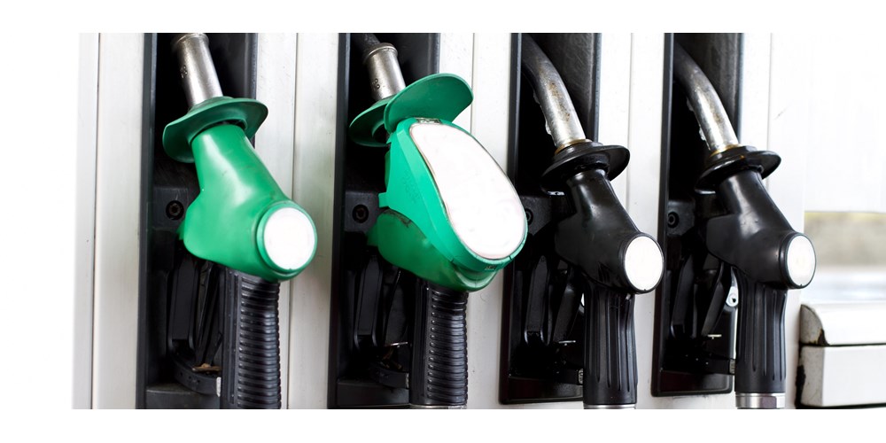 Petrol pump nozzles