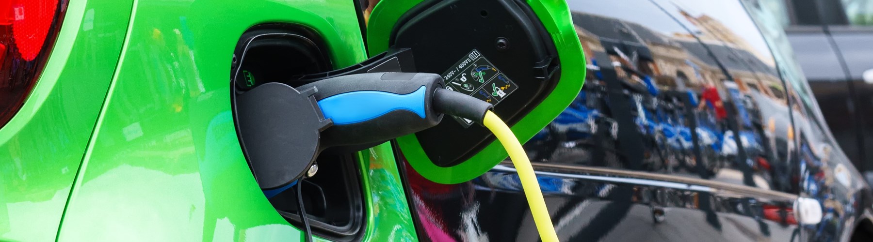 Green electric car using charging pump 